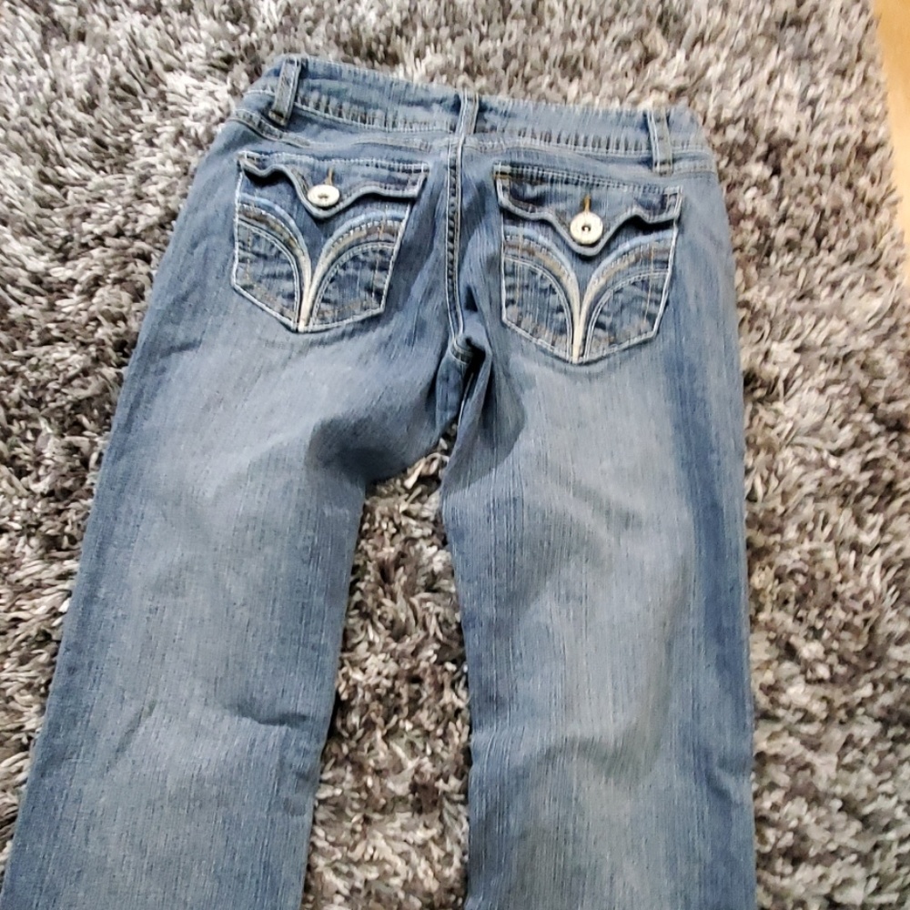Jeans - Picture 2 of 3